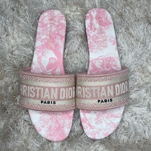 Dior Dway Slides